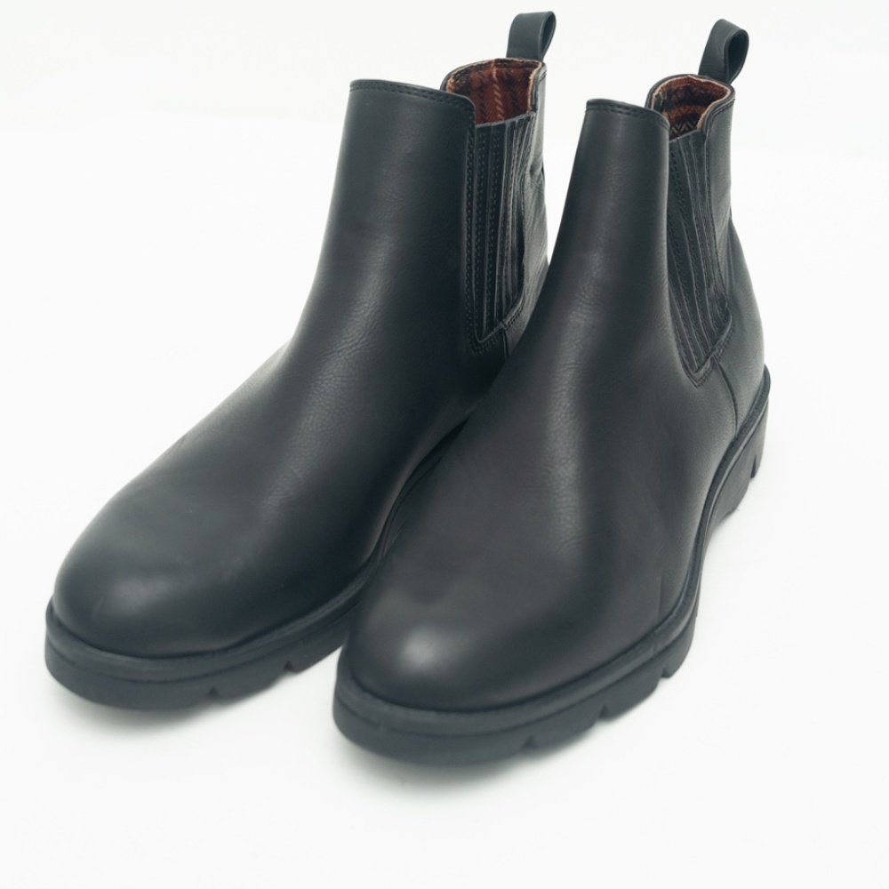 B.O.C.‎ New! Erin Faux Leather Laceless Ankle Boots.